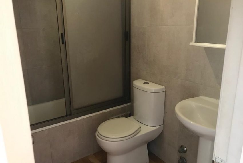 4feffb63-c725-4d21-9db3-eb900e564134