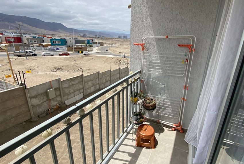 a52dc2d9-d8bb-4d61-9309-d1fae94c012f